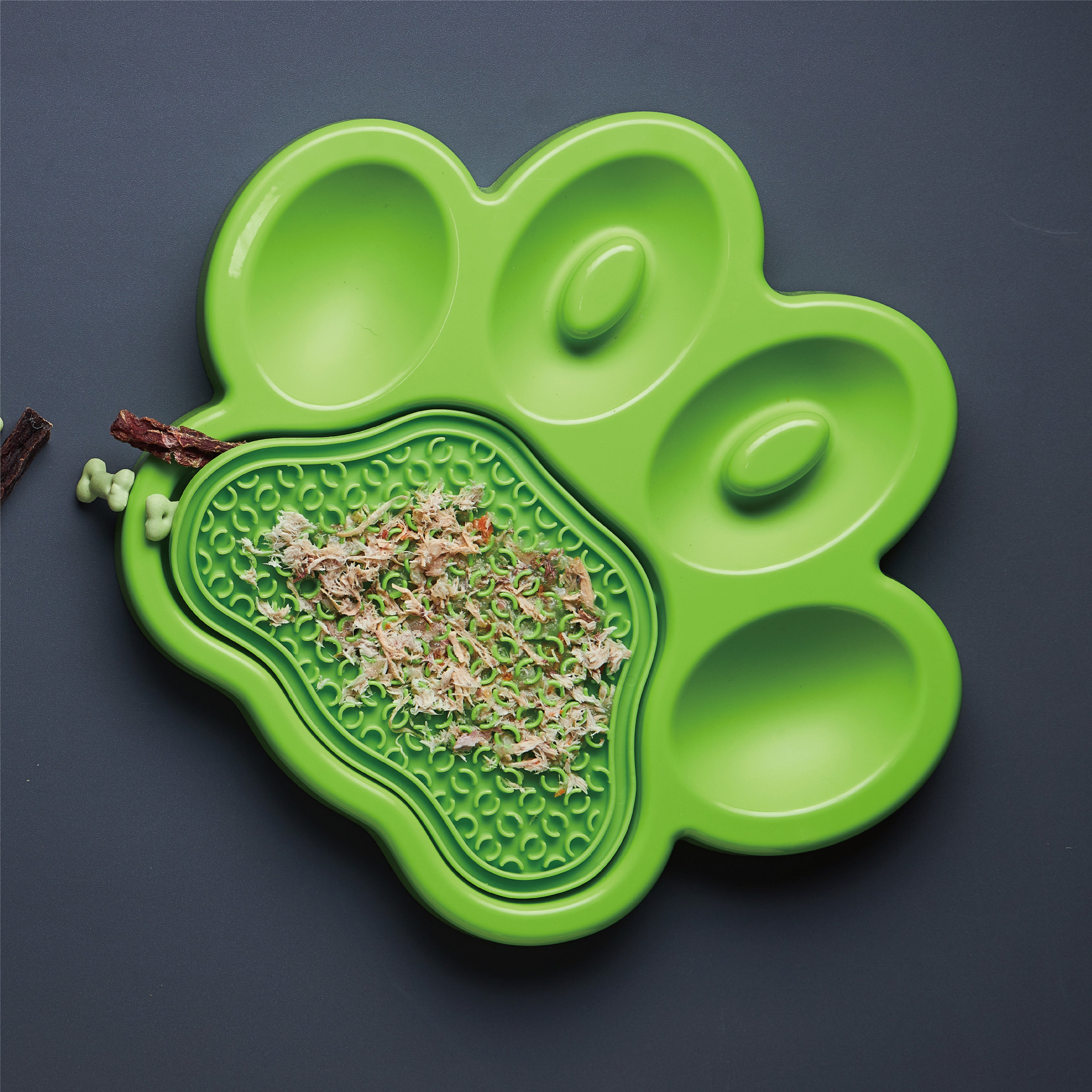 PETDREAMHOUSE Paw 2-in-1 Slow Feeder & Lick Pad