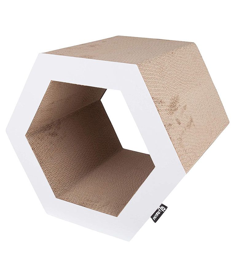 DISTRICT 70 Hexa Cardboard Cat Scratcher (White)